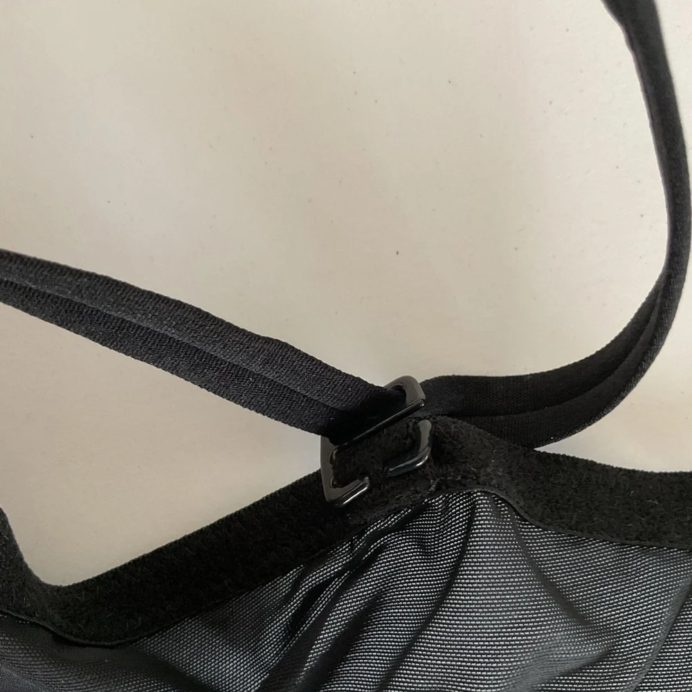 Victorias Secret Very Sexy Plunge Bra NWOT  size 34D